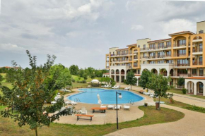  Lighthouse Golf Apart Complex&Villas  Балчик